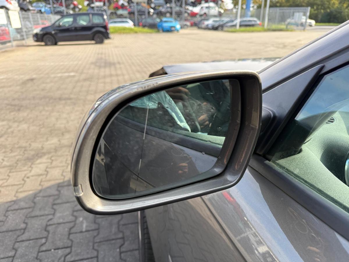 Audi A3 8P original Außenspiegel links elektrisch LY1P Dakotagrau Metallic BJ12